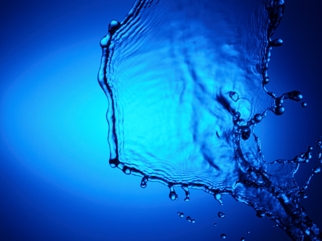 Picie zanieczyszczonej wody – skutki i jak się chronić?